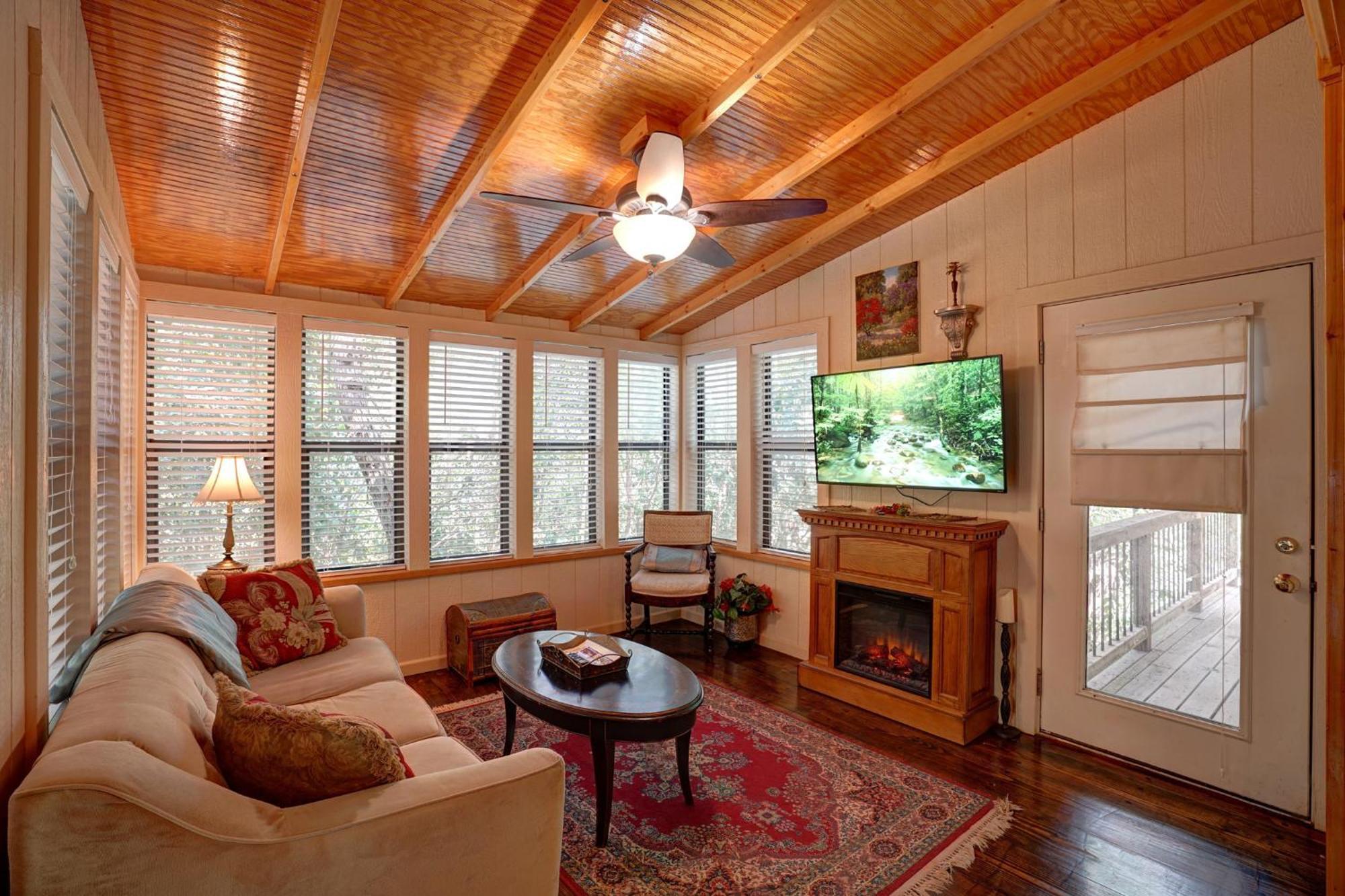 Bed And Breakfast On White Rock Creek Waco Exterior foto